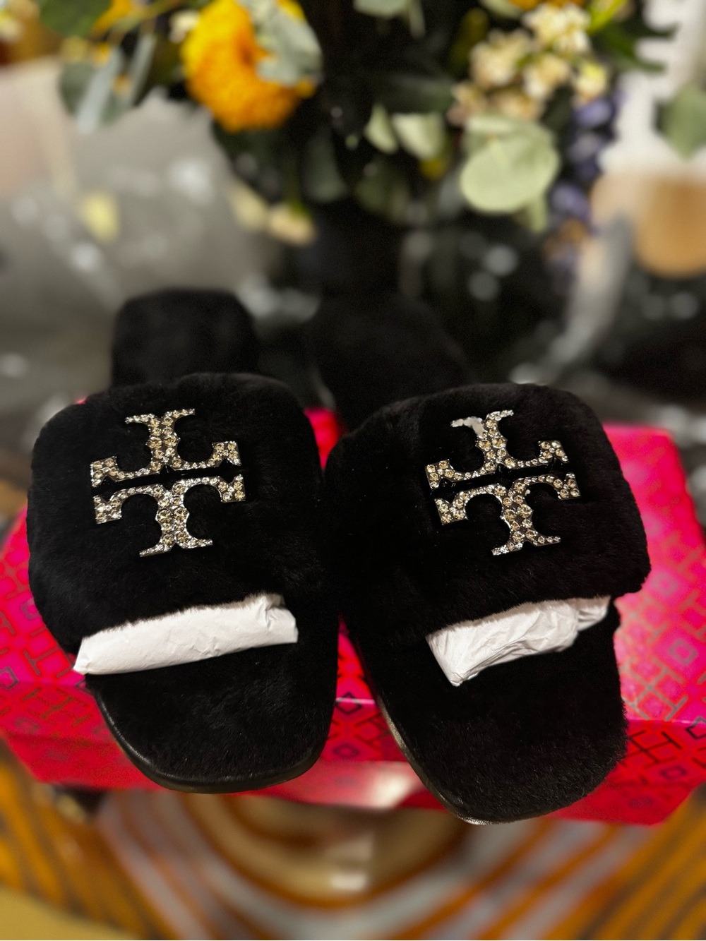 Tory Burch Perfect Black / Pewter Shearling Slide Box - Picture 3 of 4